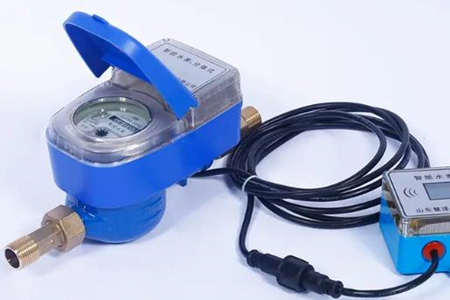 光電直讀遠(yuǎn)傳閥控水表廠家怎么選？