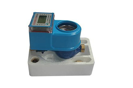 選擇多流束旋翼式水表時需考慮哪些因素？